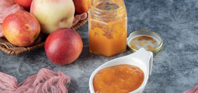 Polpa de pêssego industrial: Onde encontrar consistência de sabor para uso em larga escala